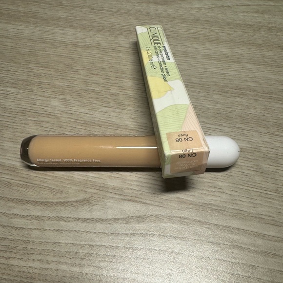 Clinique ~ Even Better All-Over Concealer + Eraser ~ CN08 Linen ~ 0.2oz~NIB - Picture 3 of 3